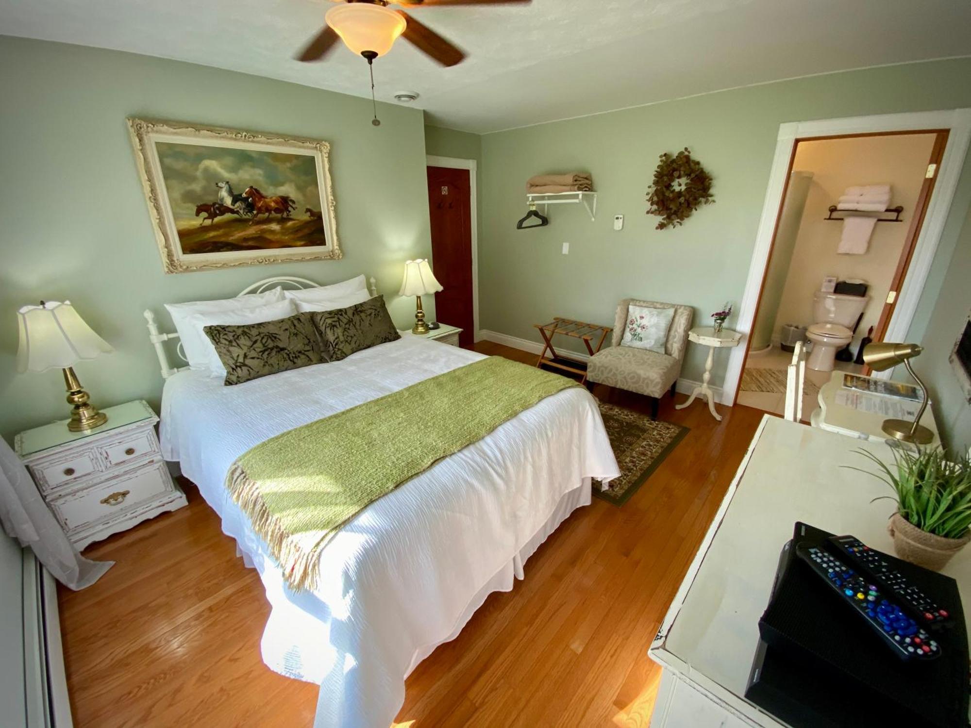 Twin Peaks B&B Mindemoya Szoba fotó